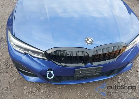 2021 BMW 330I xDrive z USA, uszkodzony, nr VIN 3MW5R7J02M8B73188